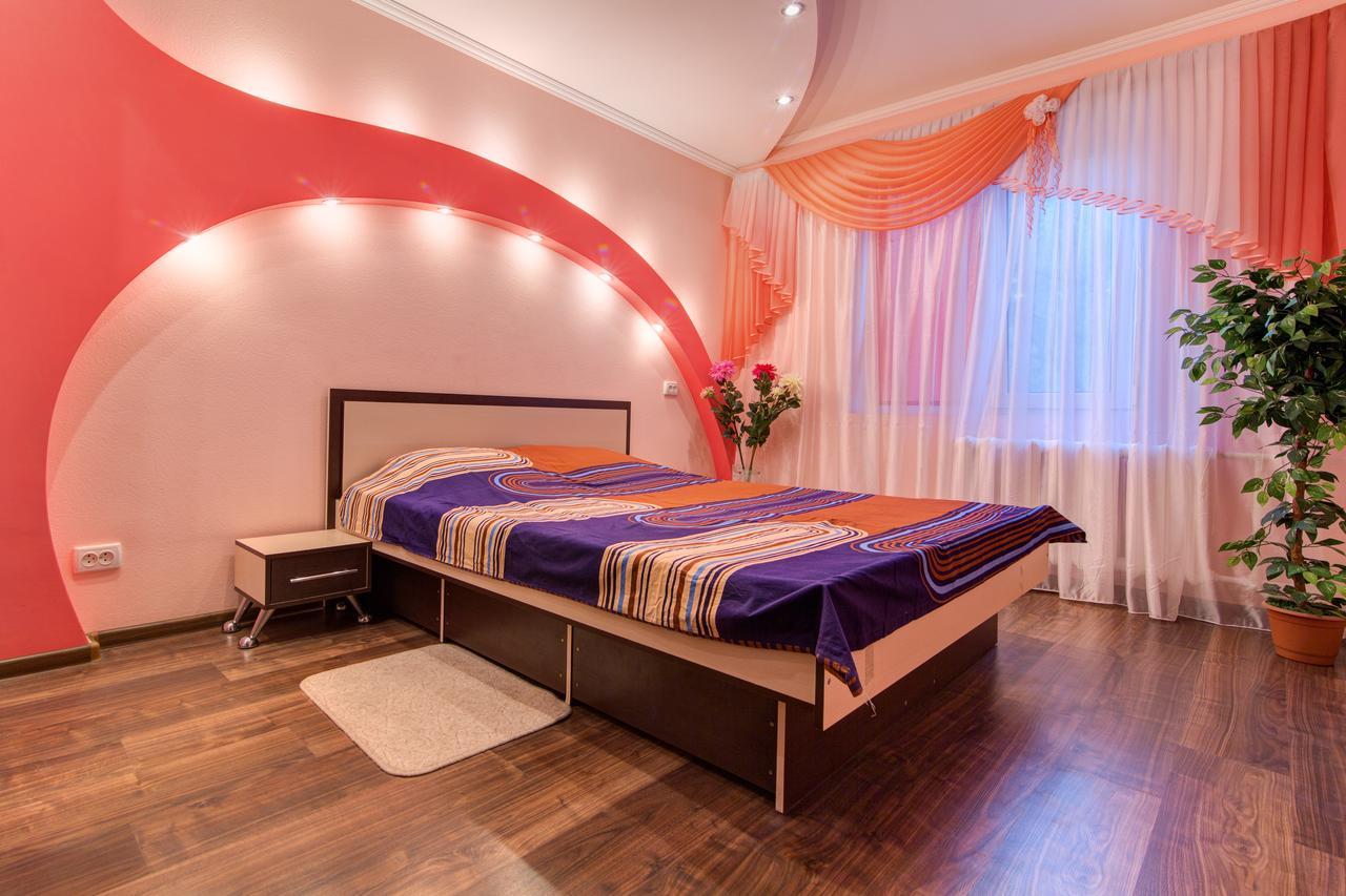 On Riverfront Of Dnepr Apartment