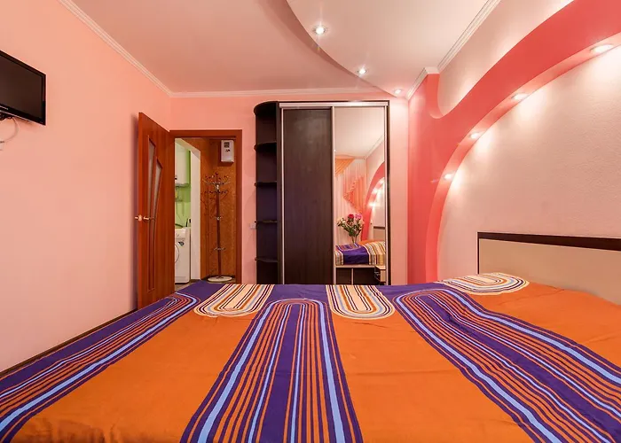 Apartment On Riverfront Of Dnepr
